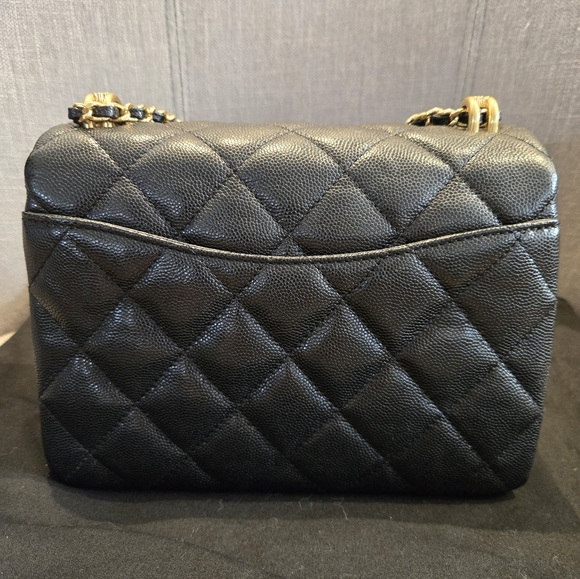 Chanel Coco First mini bag - Picture 2 of 12